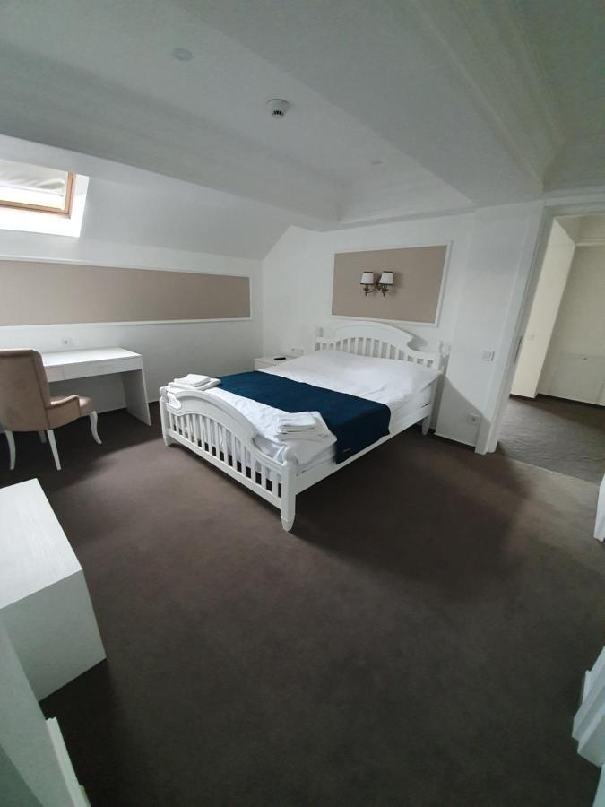 Vila Berlin Hotel Poiana Brasov Luaran gambar
