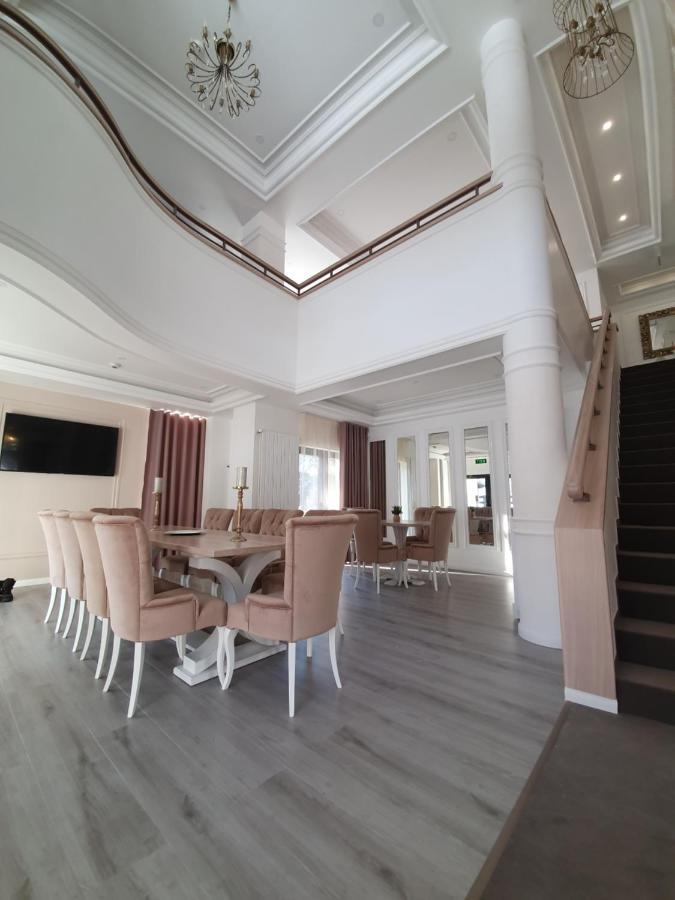 Vila Berlin Hotel Poiana Brasov Luaran gambar